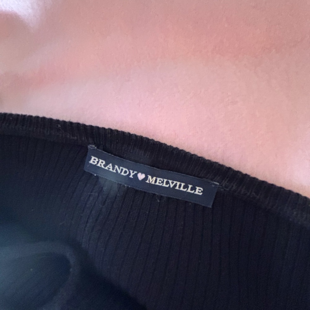 Brandie Melville Black Ribbed Women's Cropped Camisole - Picture 4 of 4
